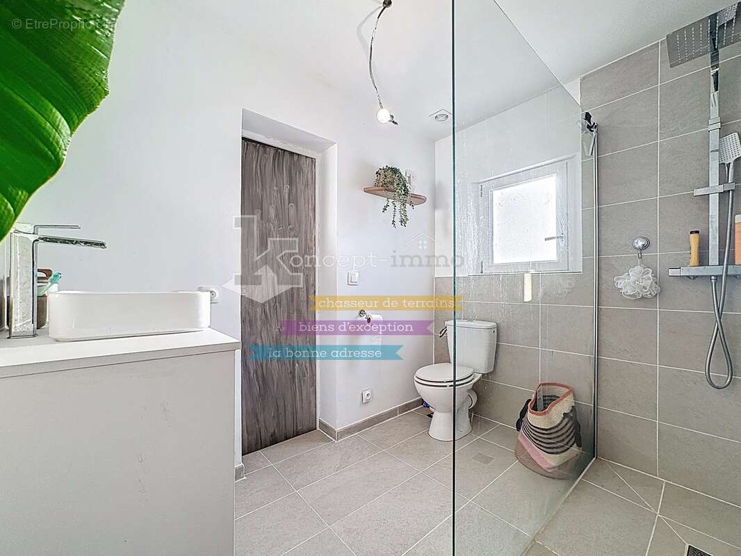 n°3 - Maison à CLERMONT