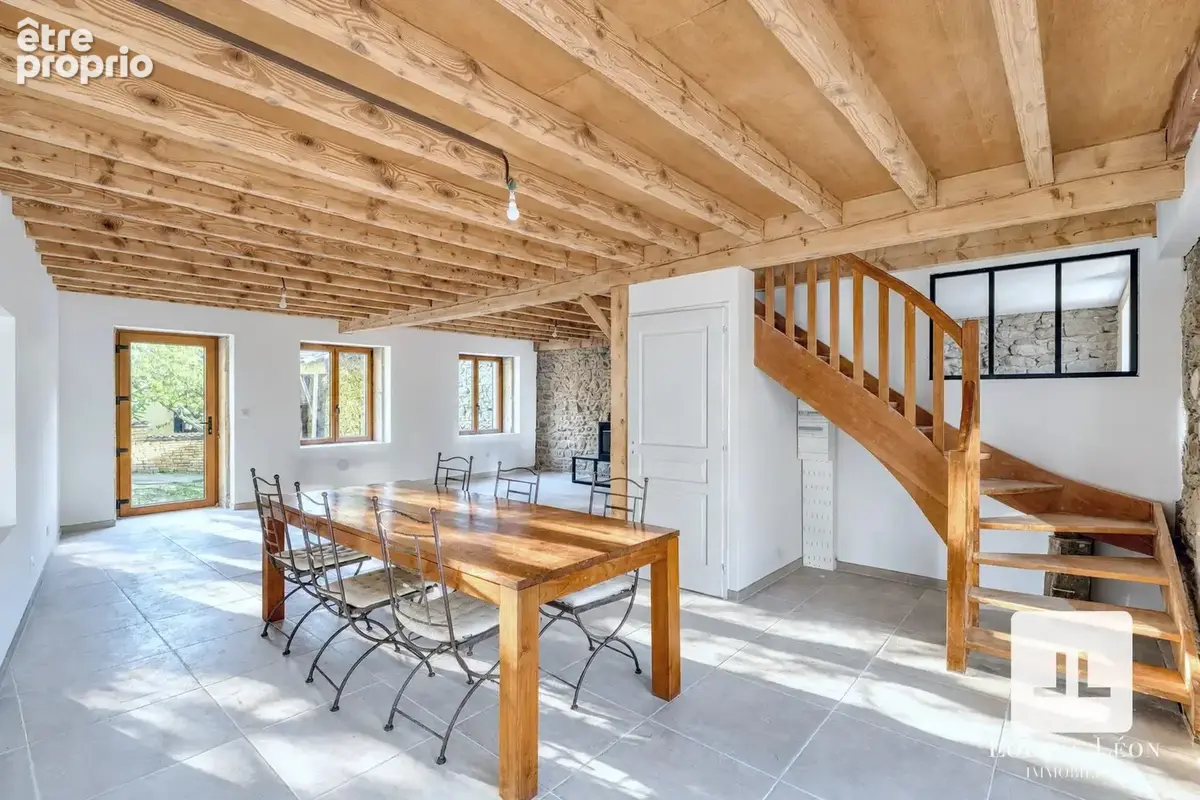 Maison en pierres dorées – 114 m² – Jardin de plus de 700 m² - photo 11