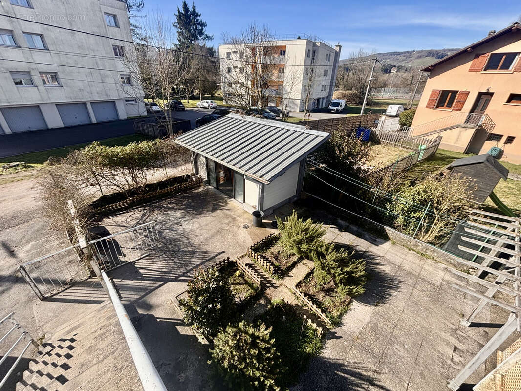 Appartement à LES ECHELLES