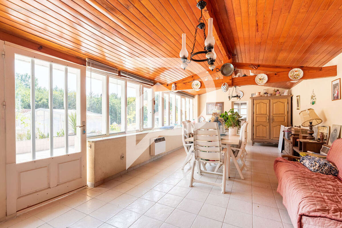 Maison à BRETAGNE-DE-MARSAN