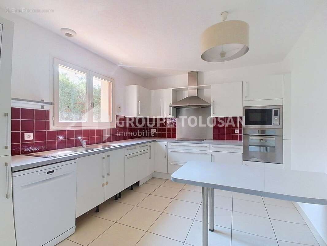 Maison 136 m² à Montrabe  - photo 8