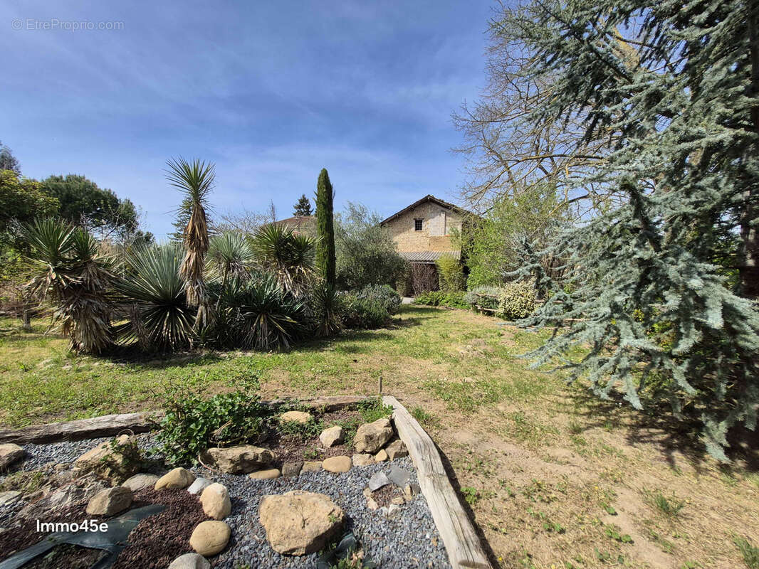 Maison à HAUTERIVES