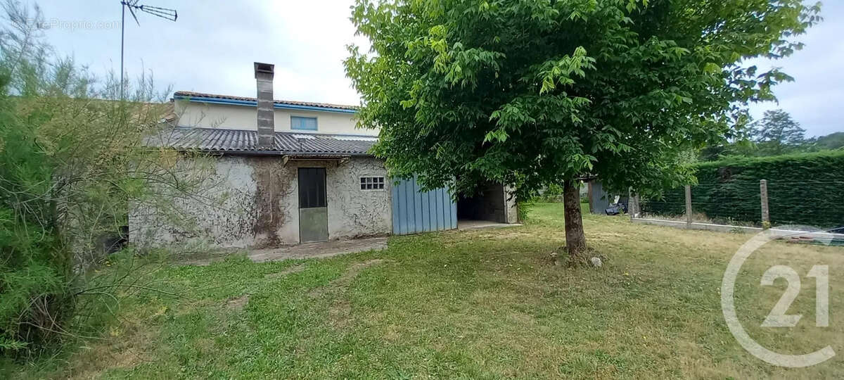 Maison à SABLONS