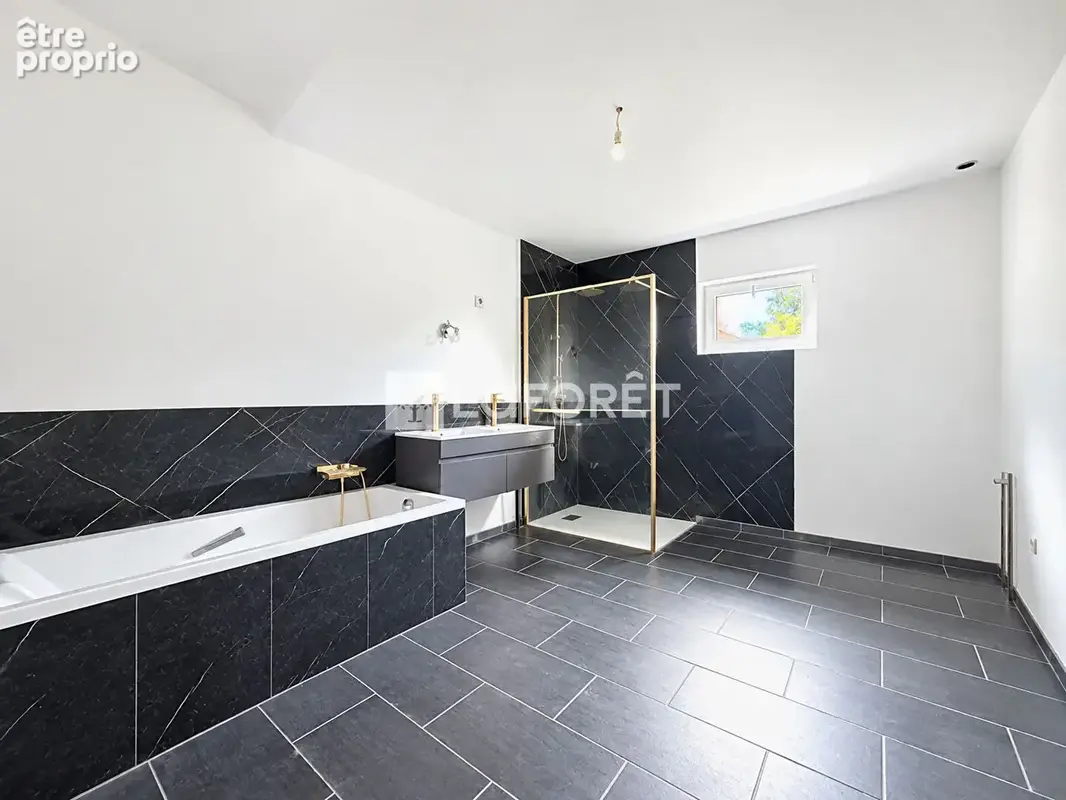 Ensemble immobilier avec fort potentiel de développement - Les Attaques (62) - photo 7