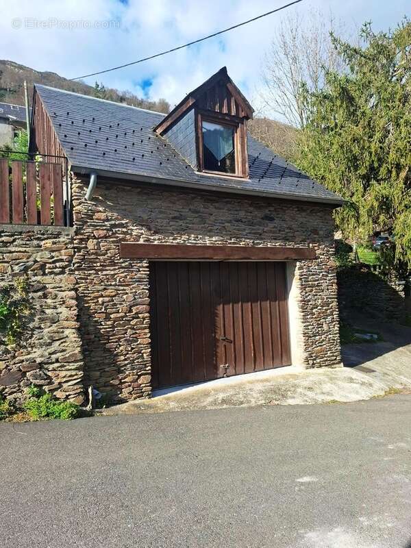 Maison à MELLES