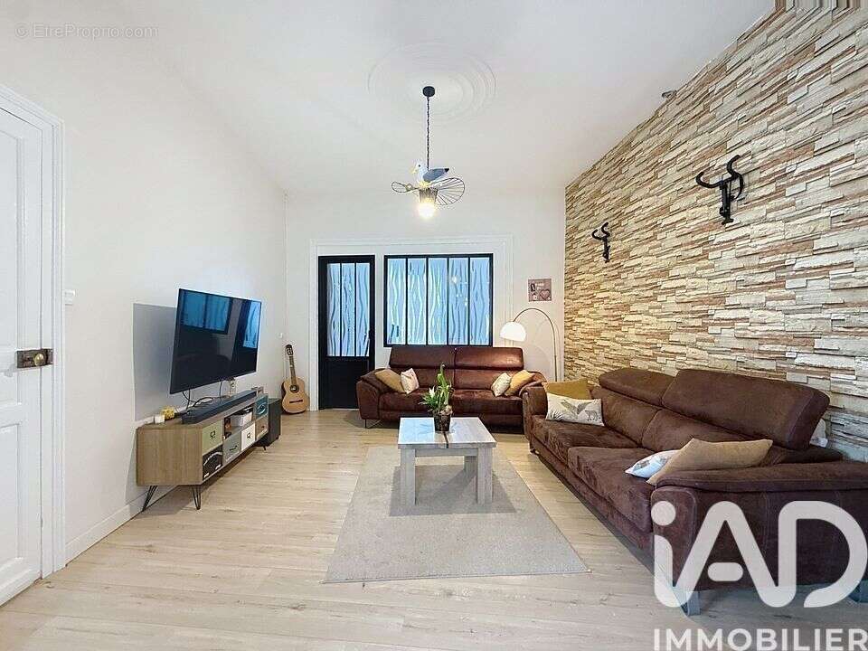 Photo 4 - Maison à RACHES