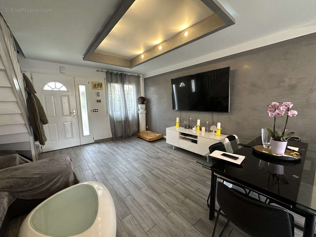 Maison à CHAMPIGNY-SUR-MARNE