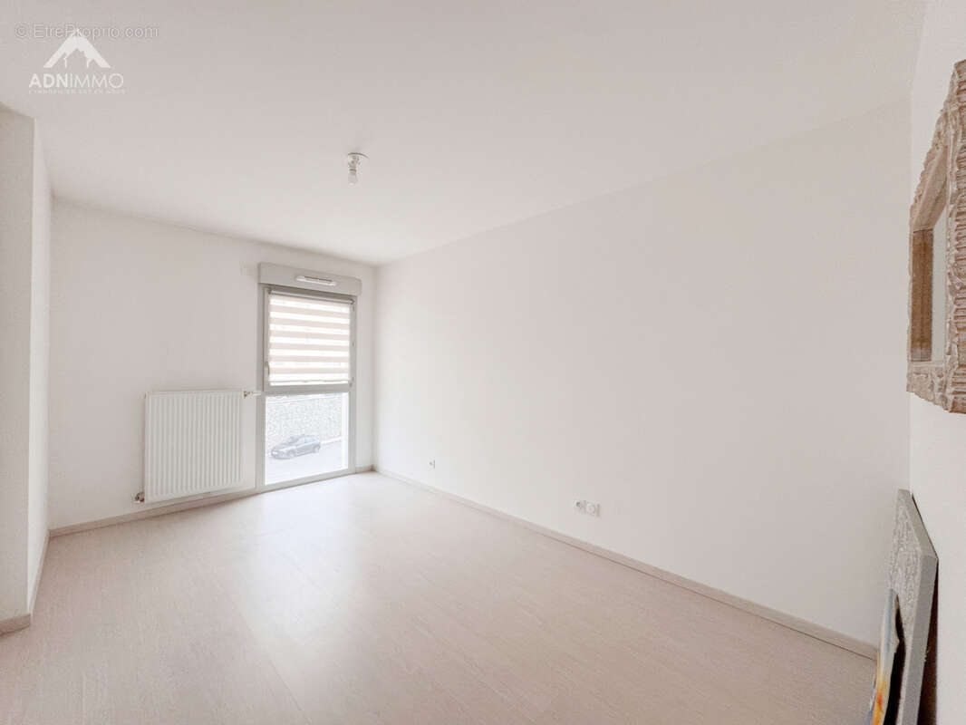 Appartement à SAINT-GENIS-POUILLY