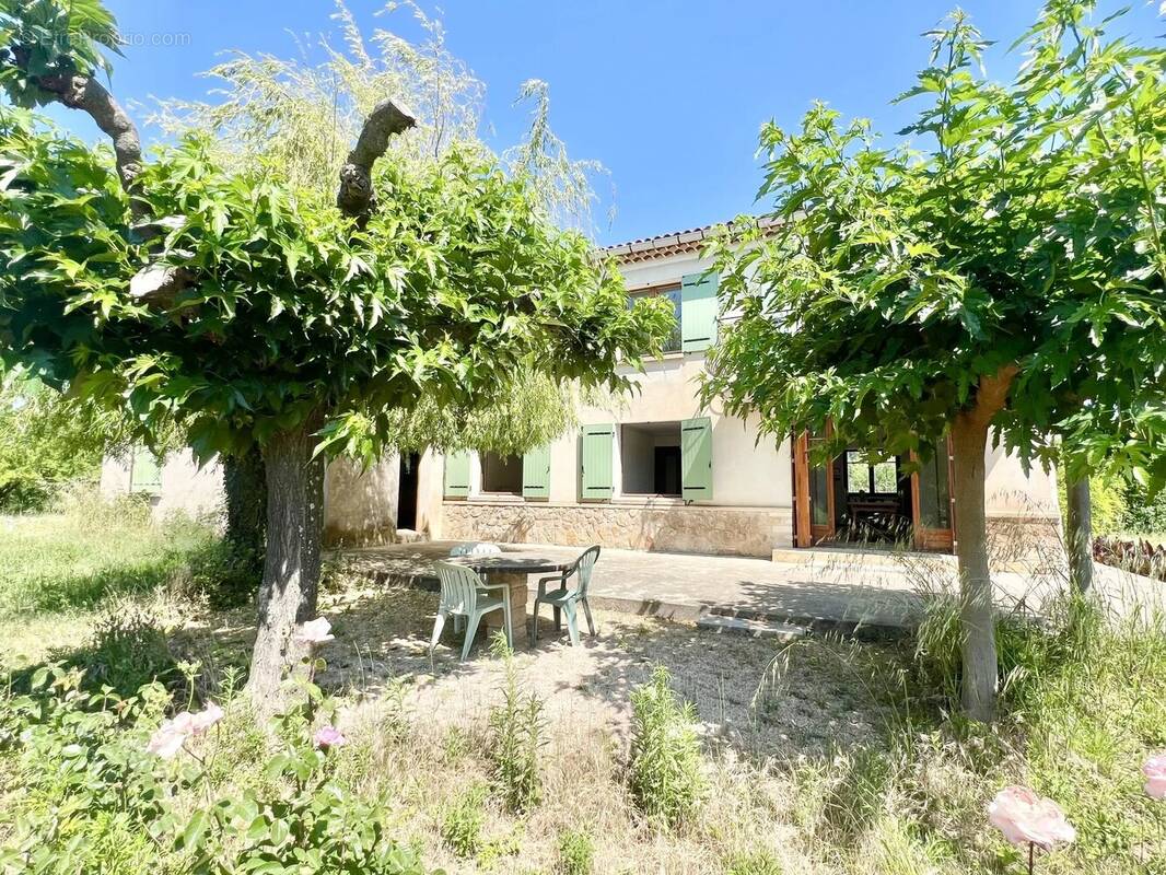 Maison à BRIGNOLES