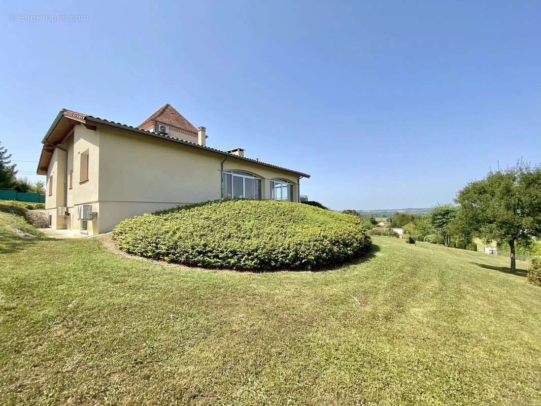 Superbe maison au coeur de Castillonnès - photo 18