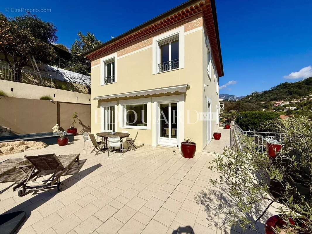 Maison à MENTON