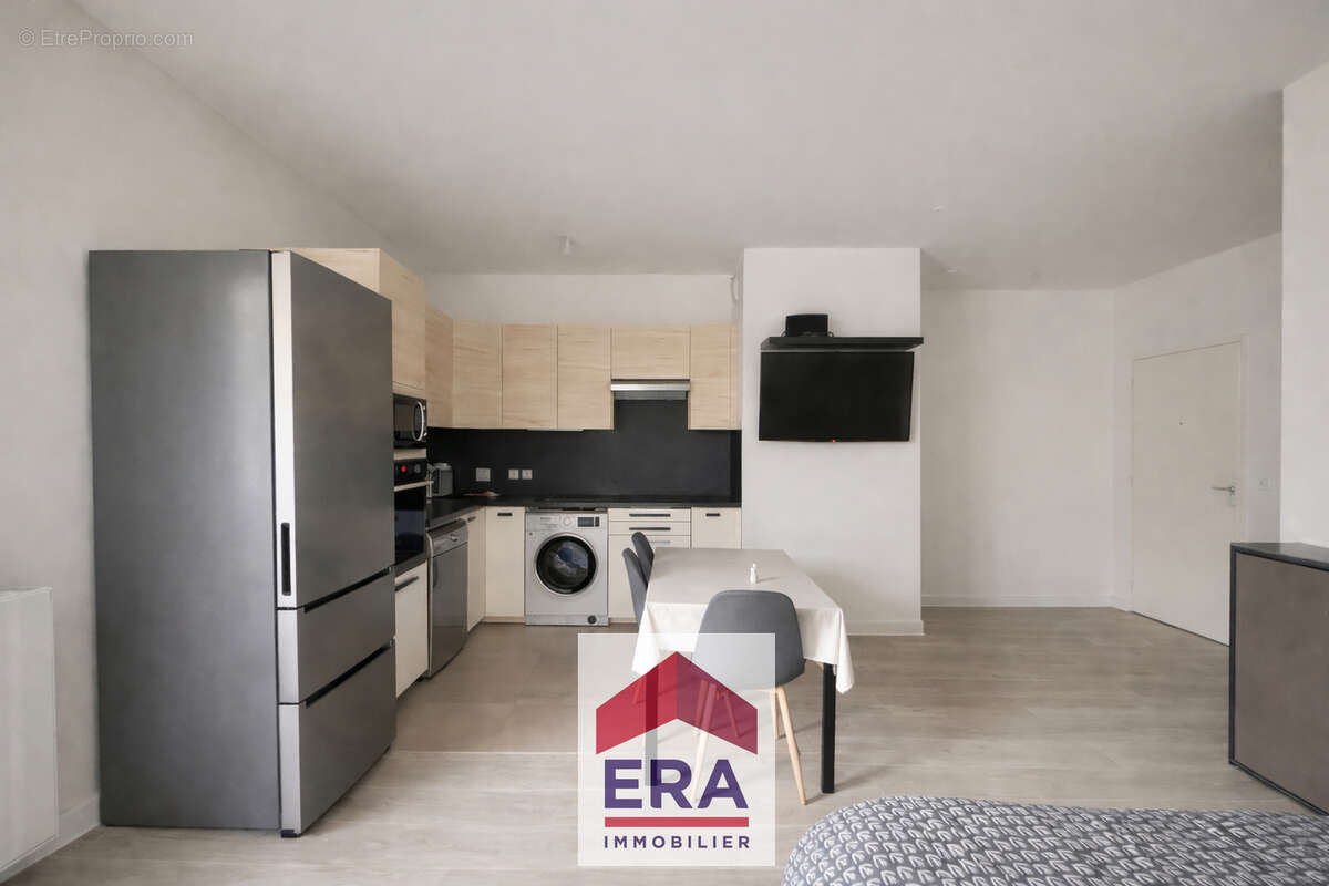 Appartement à SARTROUVILLE