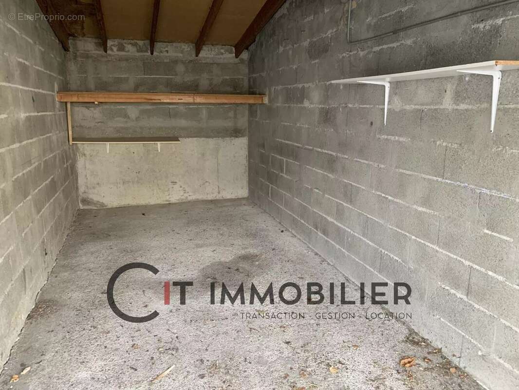 Maison à LA TOUR-DU-PIN