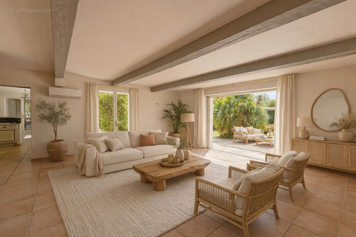 Maison à SAINT-ANTONIN-DU-VAR