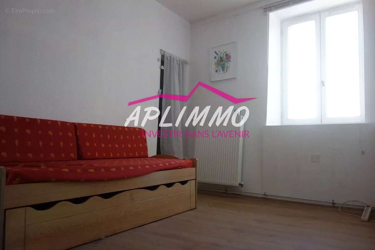 Appartement à LE TEIL