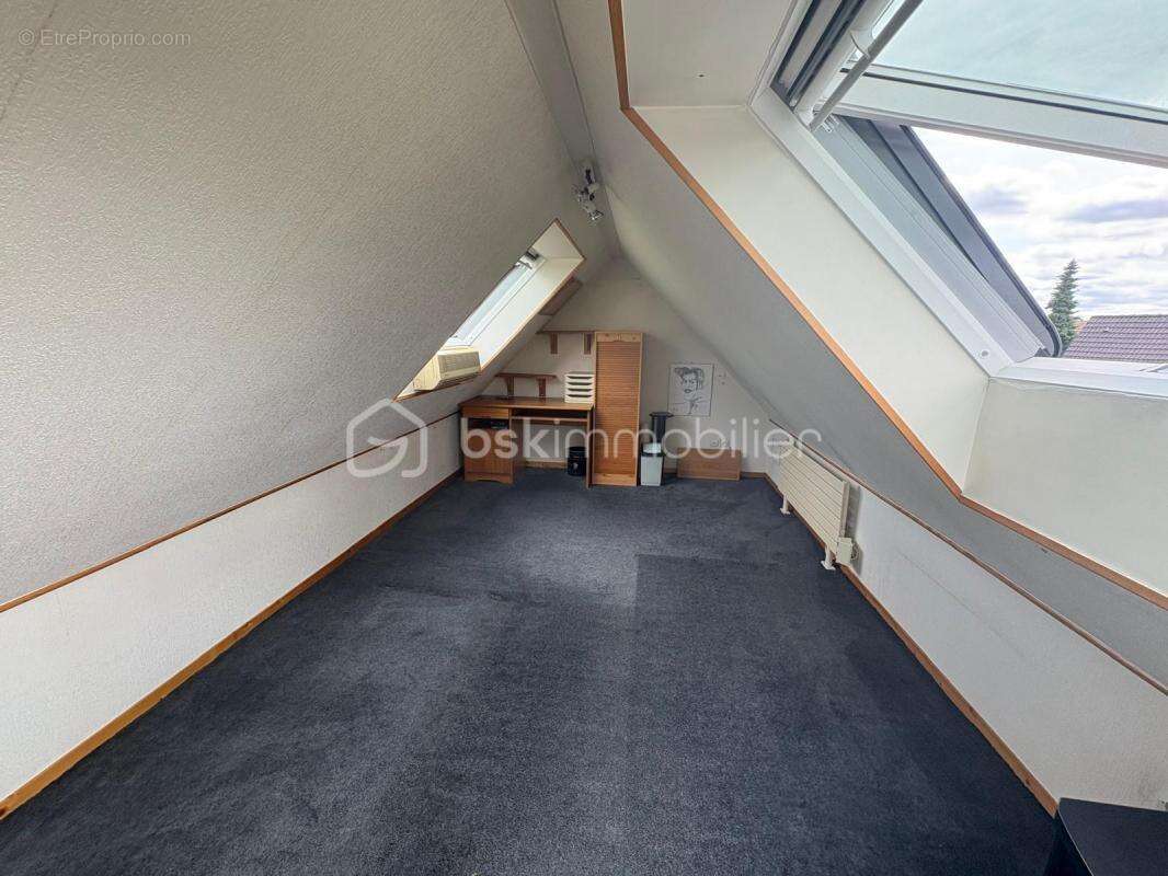 Maison à BALLAINVILLIERS