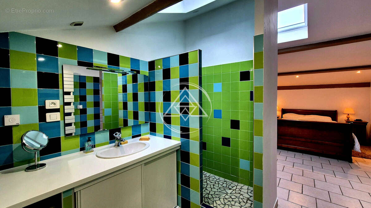 Maison à ROMANS-SUR-ISERE