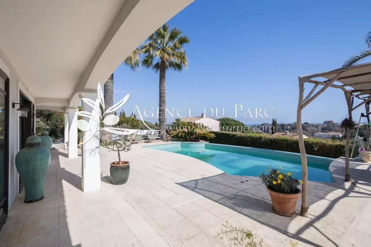 Maison à ANTIBES