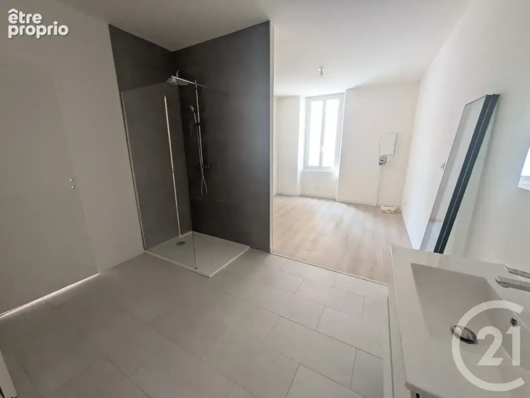 Appartement 2 pièces 40 m² à vendre à Toulon (83200) - photo 3