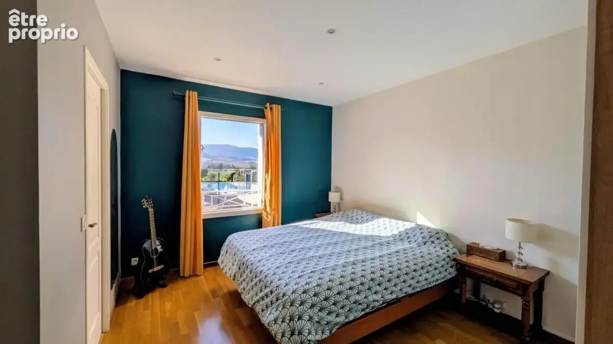 Villa familiale de 212m² - vue Monts du Lyonnais - calme absolu - piscine - grand terrain - photo 5