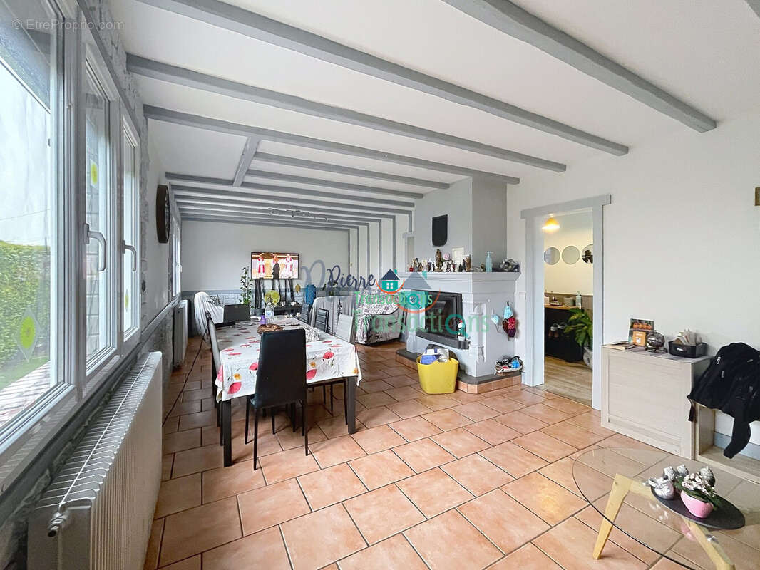 Maison à VILLEQUIER