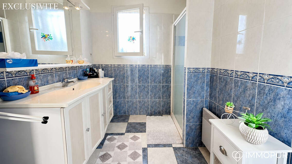 Maison 104 m² à Faux  - photo 8