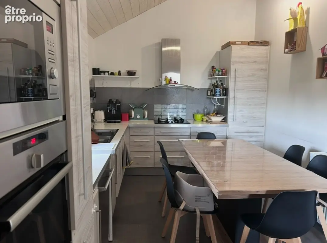 Maison avec terrasse et jardin - photo 16