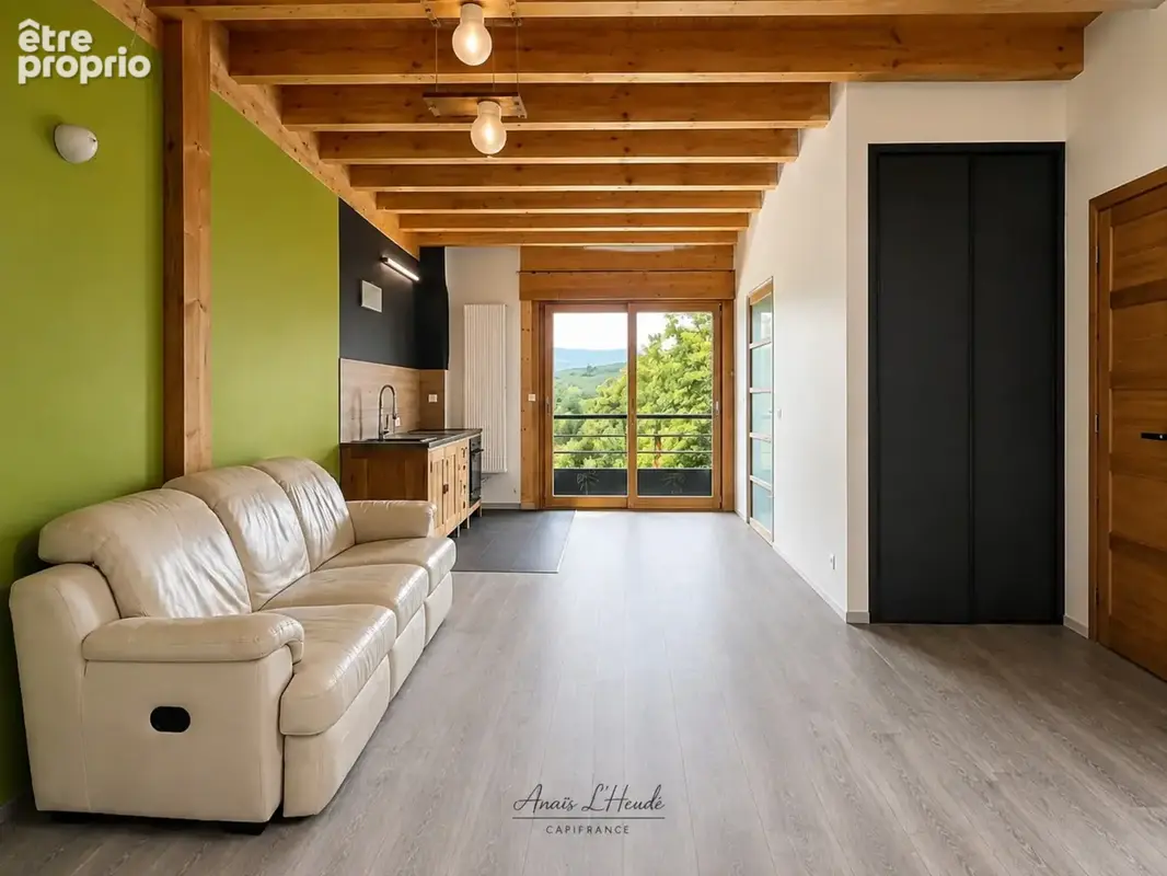 Propriété d’exception – près de 300 m² – 2,7 hectares – installations equestres - logements independants - photo 9