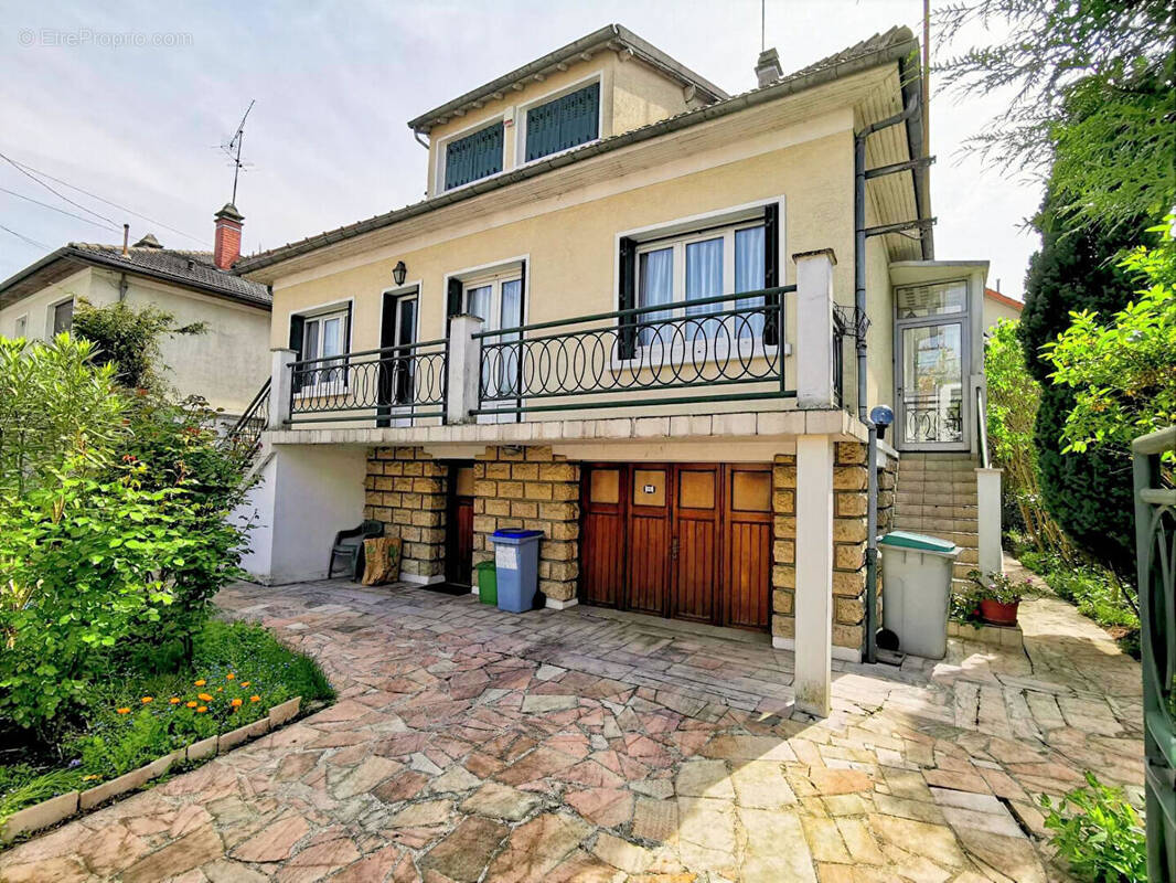 Maison à AULNAY-SOUS-BOIS