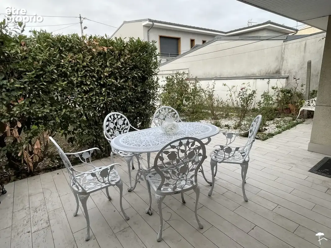 Maison 4 pièces 84 m² à vendre à Bordeaux (33000) - photo 2