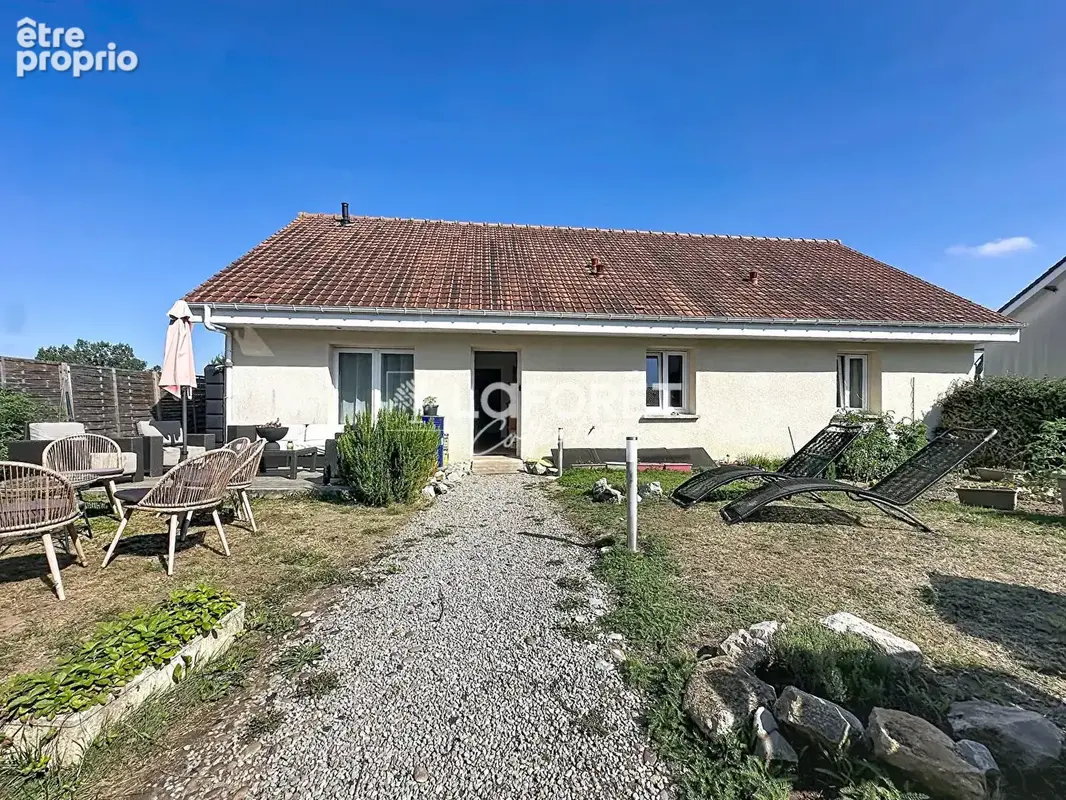 Maison Carly 5 pièce(s) 147 m2 - photo 2