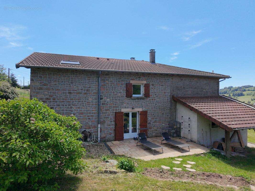Maison 200 m² à Cours-La-Ville  - photo 3