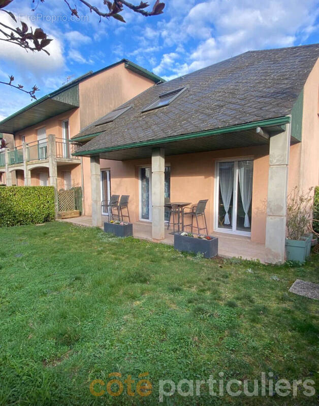 Appartement à ONET-LE-CHATEAU