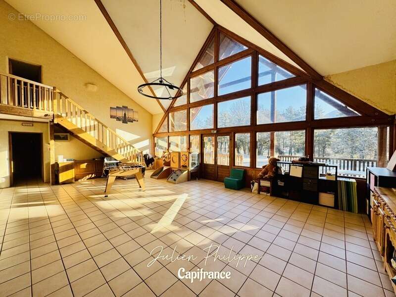 Maison à LA BATIE-MONTSALEON