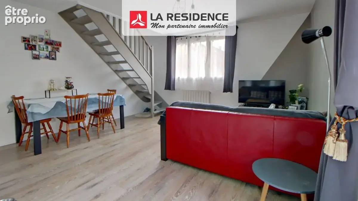 Appartement 3 pièces 56 m² à vendre à Plaisir (78370) - photo 2
