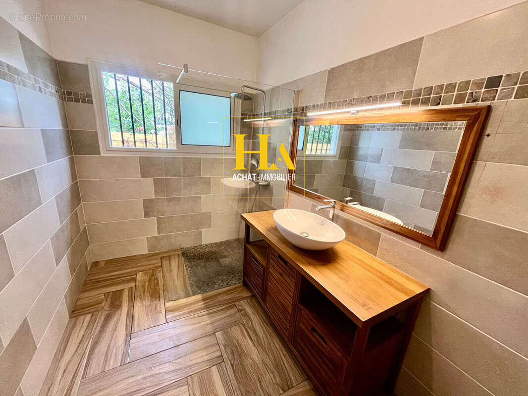 Maison à SAINT-PIERRE