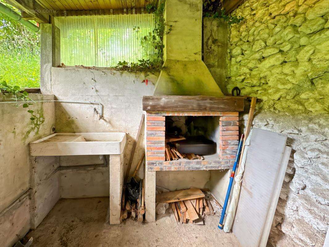 Maison à SAINT-ASTIER