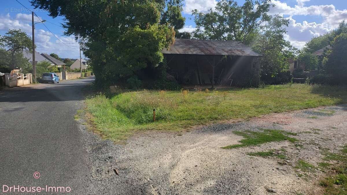 Terrain à MARTIGNE-BRIAND
