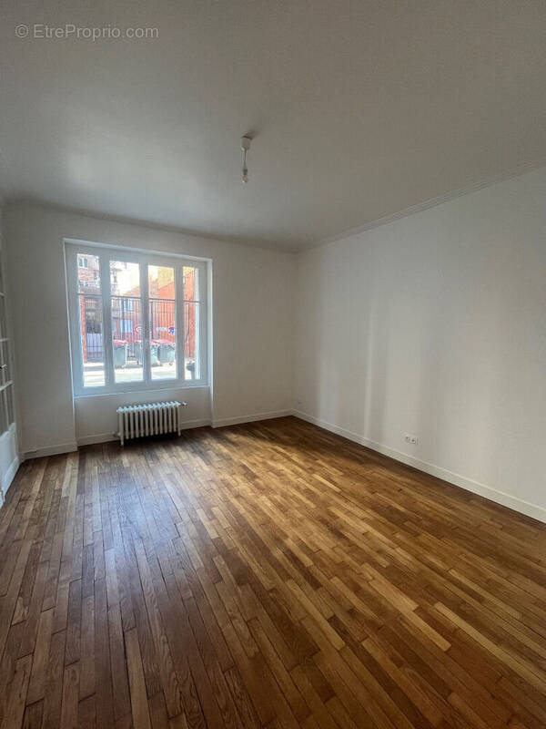 Appartement à ASNIERES-SUR-SEINE