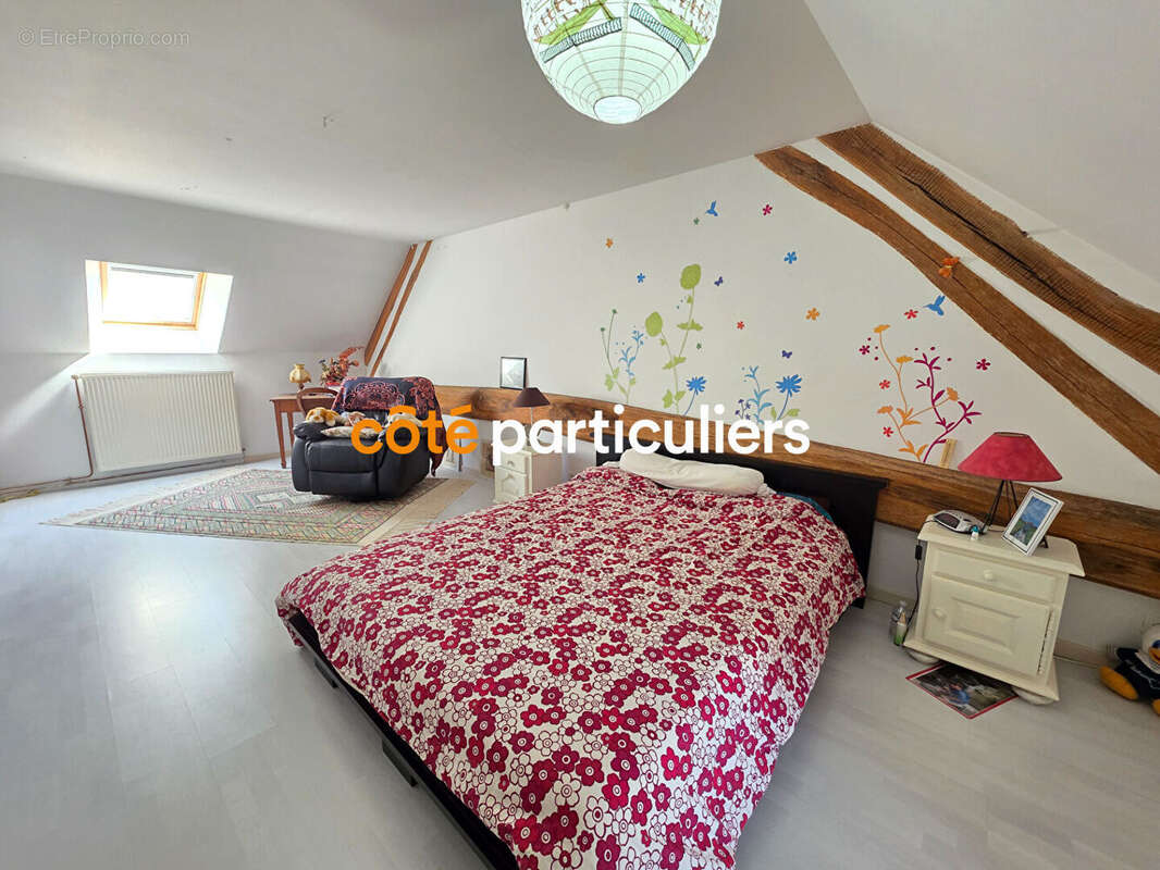 Maison à SAINT-VALERIEN