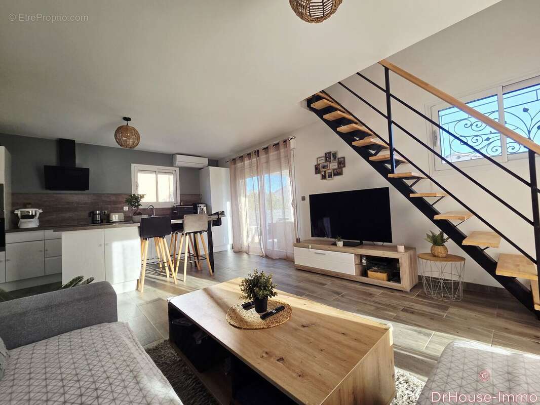 Maison à SAINT-CHINIAN
