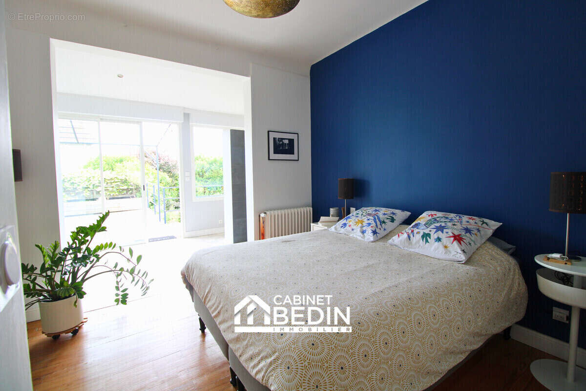 Maison 249 m² à Libourne  - photo 5