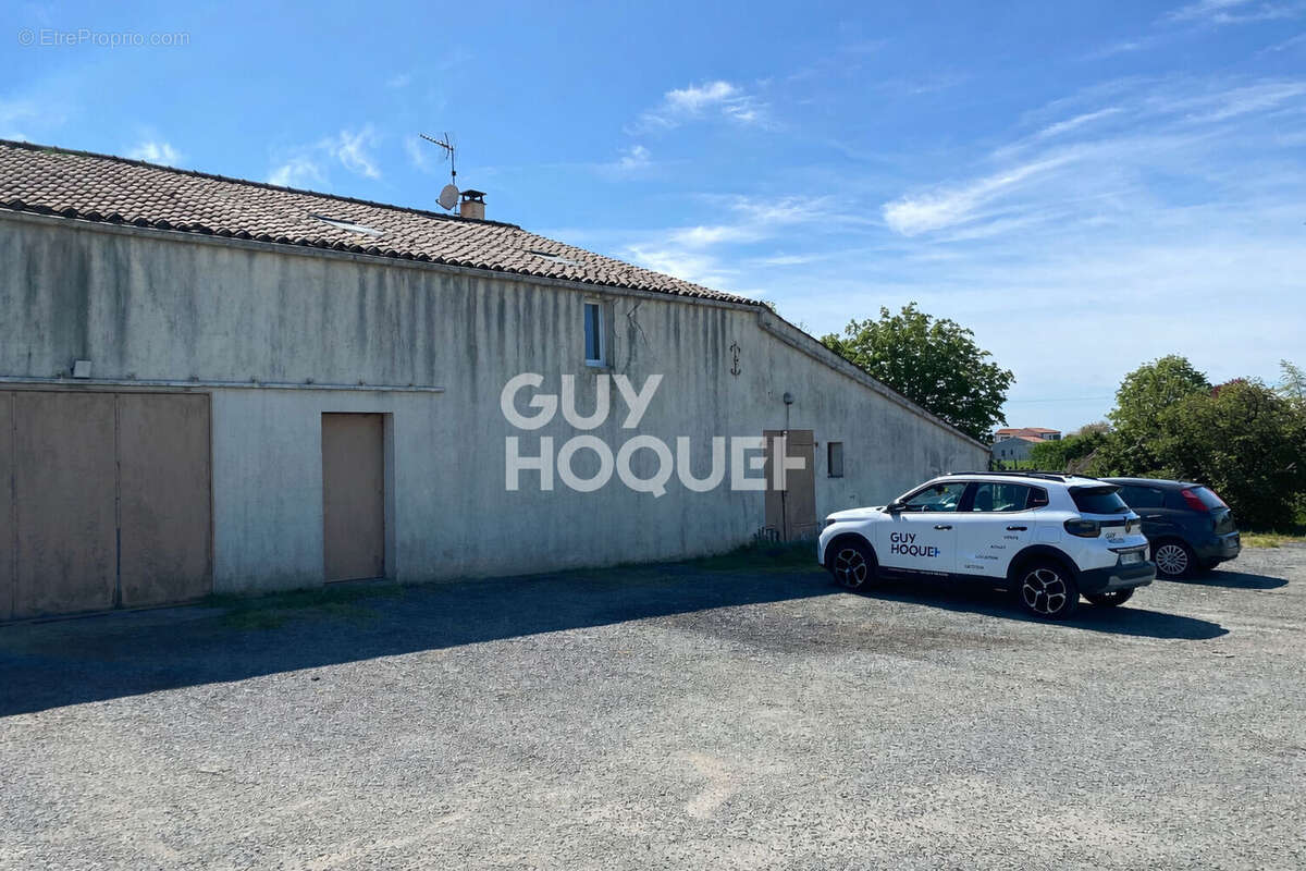 Maison à FONTENAY-LE-COMTE