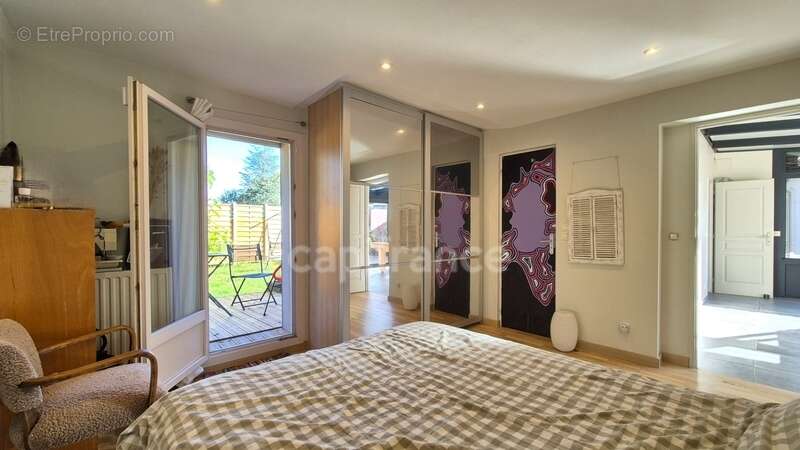 Maison à MORIGNY-CHAMPIGNY