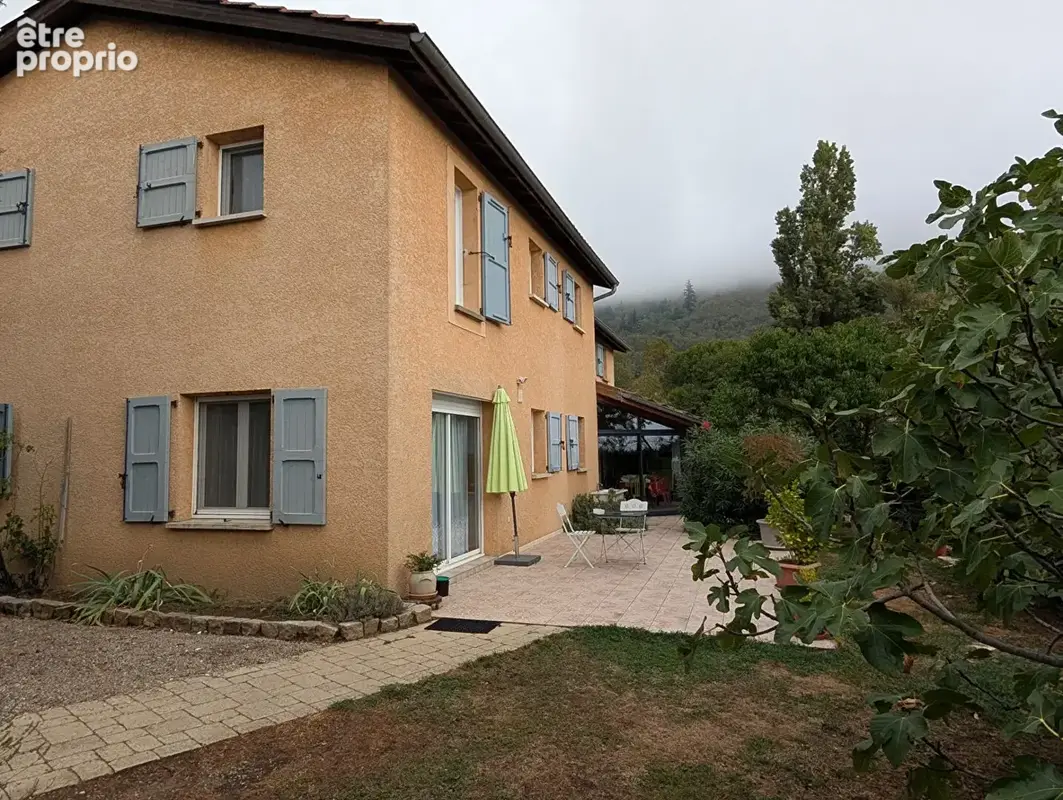 Chuyer : maison de 207 m² sur terrain de 1300 m2 - photo 2