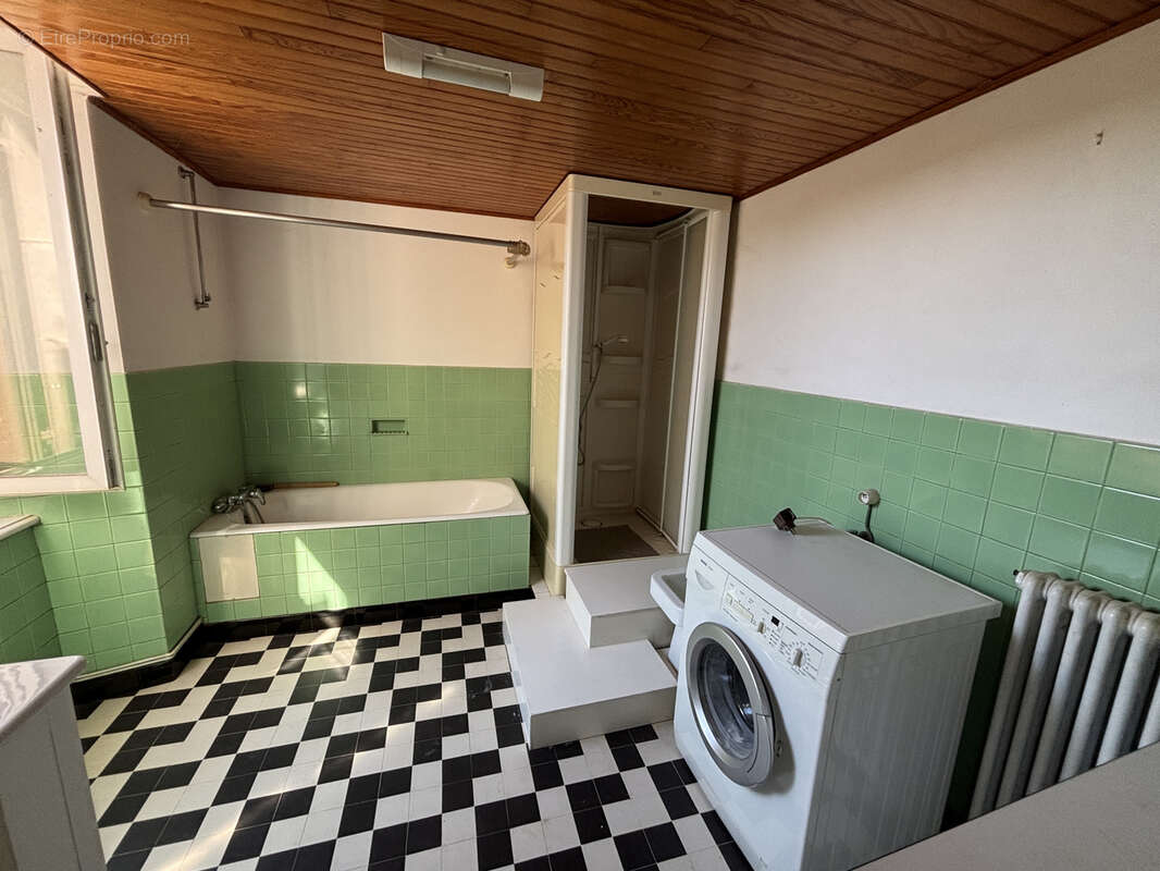 Maison à SAINT-IZAIRE