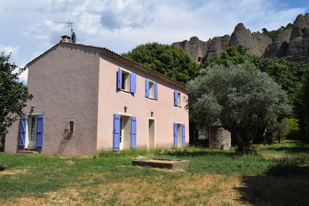 Maison à LES MEES