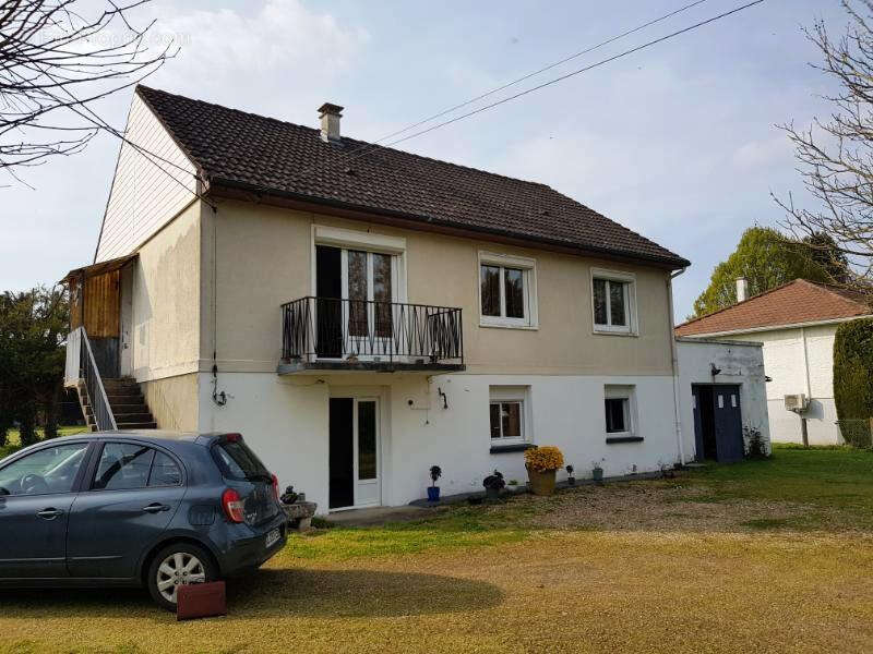 Maison à JAUNAY-CLAN