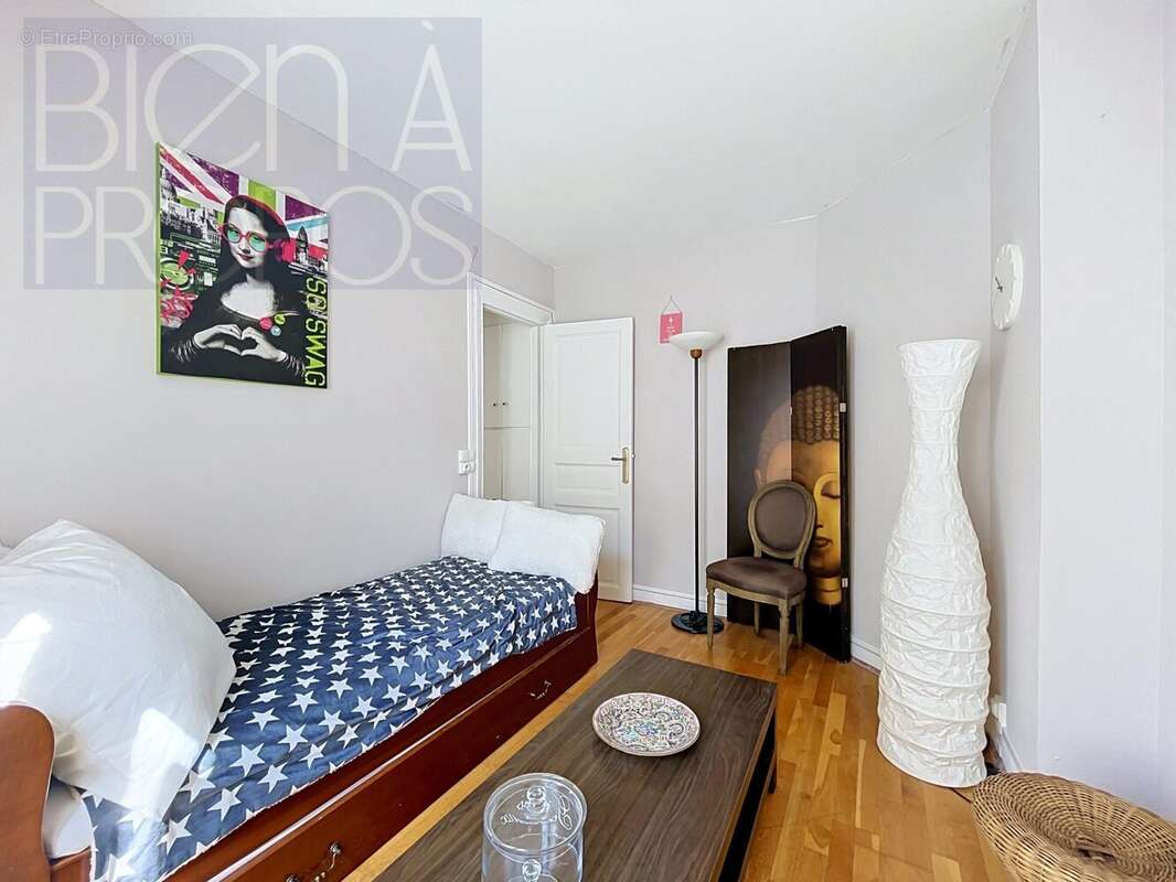 Appartement à LEVALLOIS-PERRET