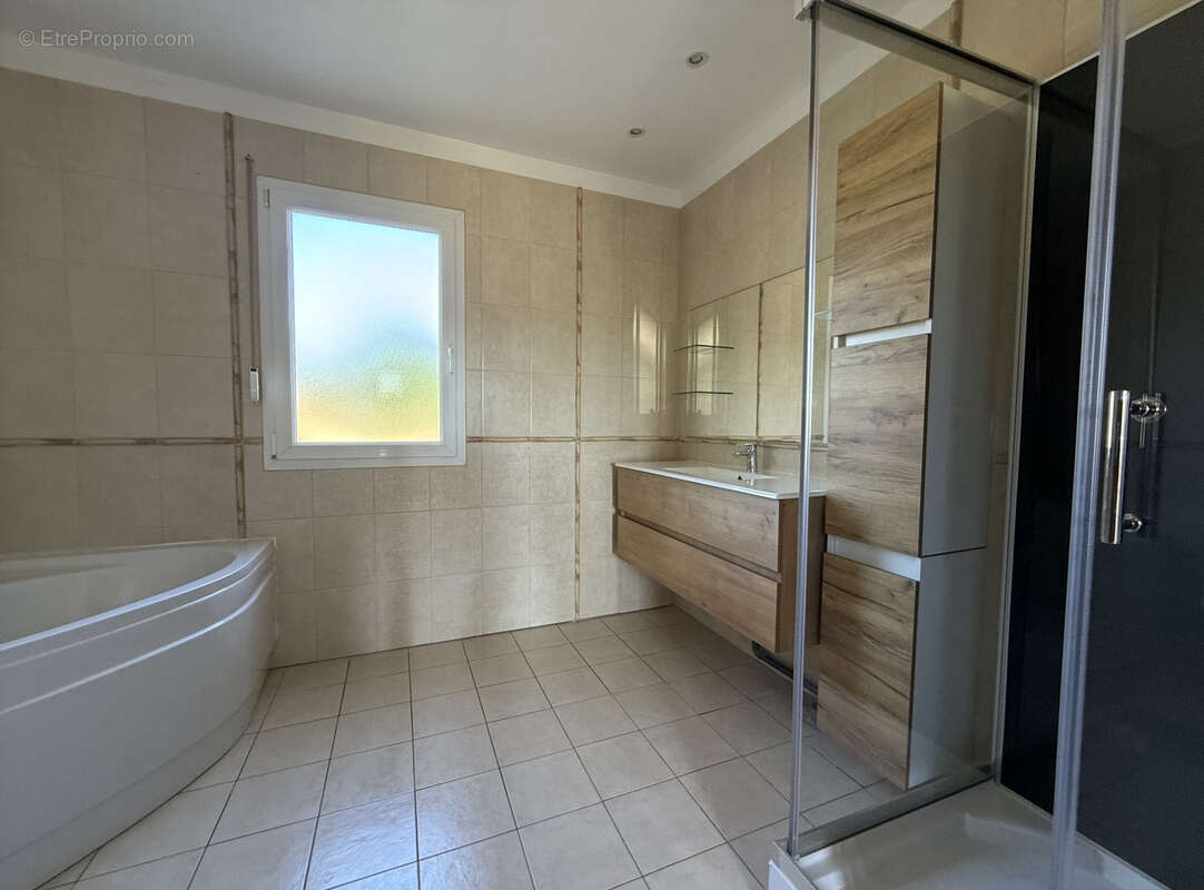 Bien rare pavillon 5 ch sur terrain de 2800 m2 au calme - photo 9